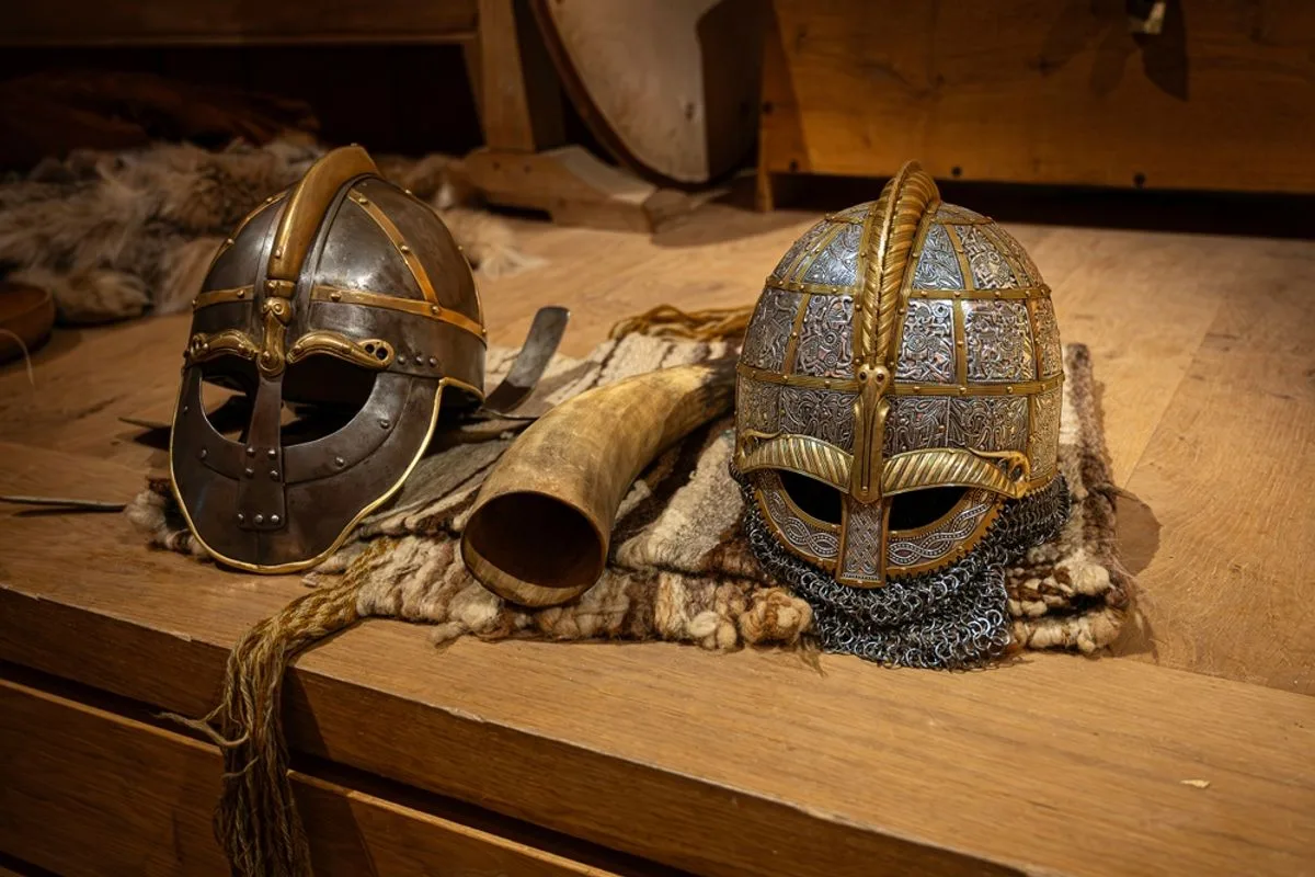 No, los vikingos no llevaban cuernos en sus cascos: este es el verdadero origen del mito