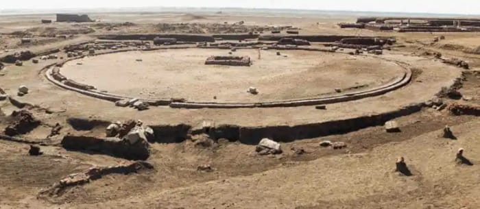 El descubrimiento de un templo del agua sagrada en Pelusio reescribe la historia antigua.