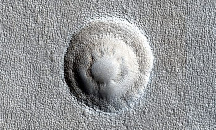 Un estudio sostiene que el Infierno de Dante cartografió un impacto planetario 500 años antes que la ciencia.